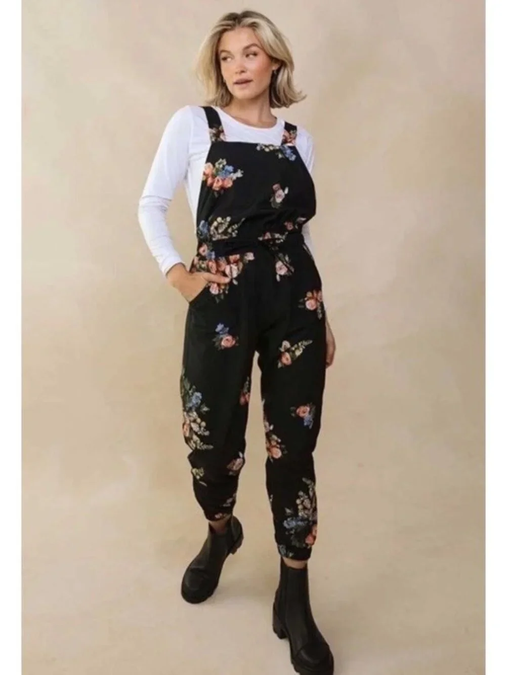 ALBION FIT Rose Black Classic Overall Jumpsuit Size Large Romantic Floral